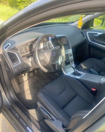 Volvo XC 60 cena 72000 przebieg: 210000, rok produkcji 2017 z Bytom małe 56